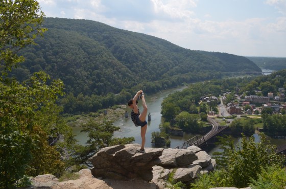 Obviously, I needed a picture of my needle scale with this gorgeous background!